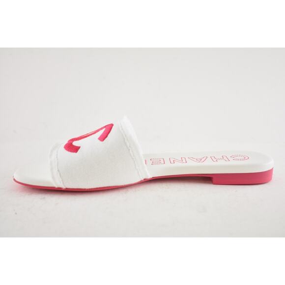 Chanel 24C White Fuchsia Pink CC Logo Fabric Knit Mule Slide Slip On Sandal 42 - Picture 12 of 15